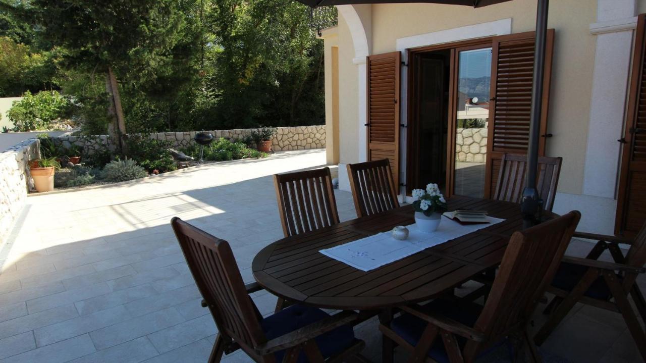 Apartment Dobrinj 1 Εξωτερικό φωτογραφία
